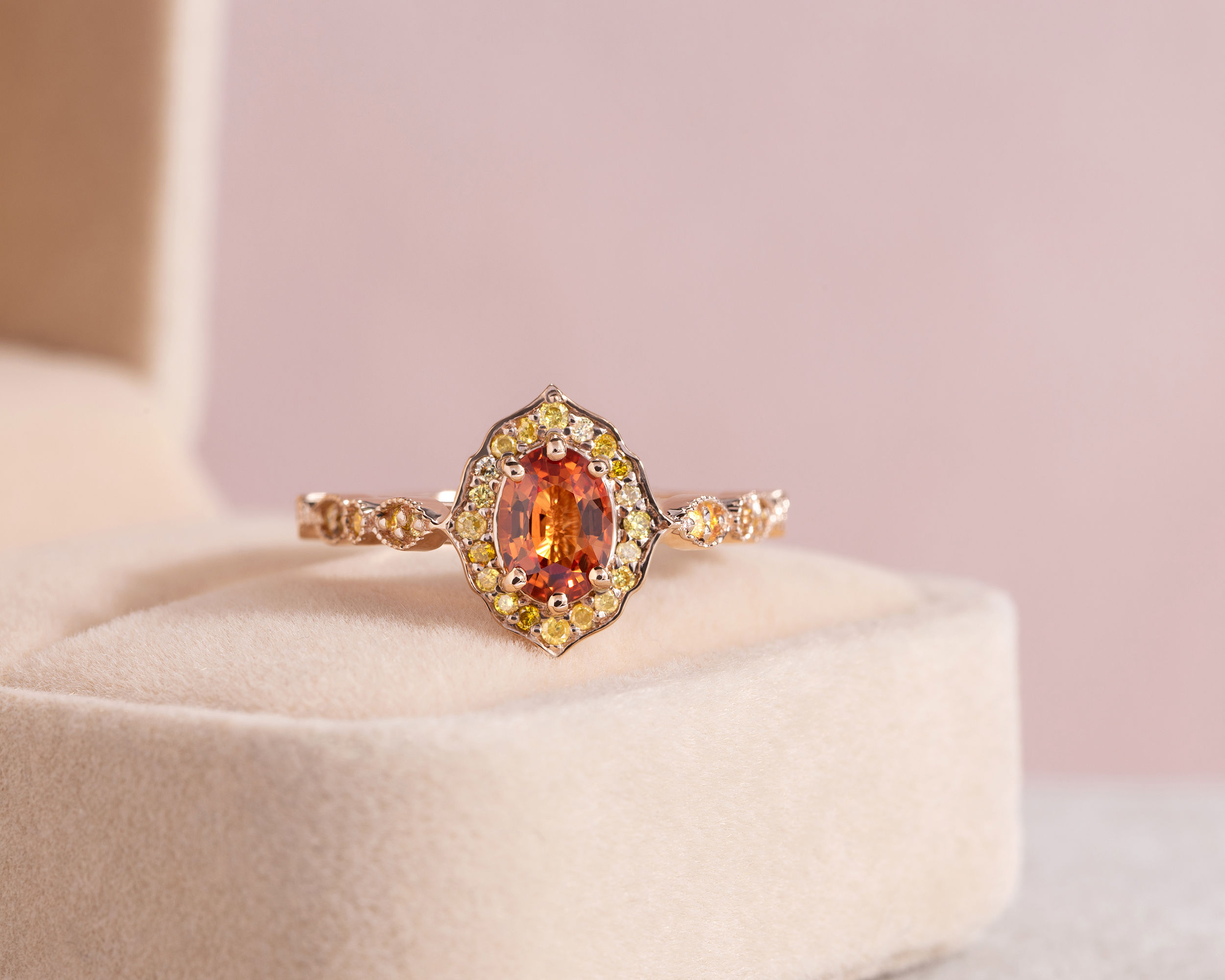 45545-ring-fine-rings-rose-gold-nat-diamond-fancy-intense-yellow-fancy-vivid-yellow-natural-sapphire-orange-nat-corundum-45545-2.jpg