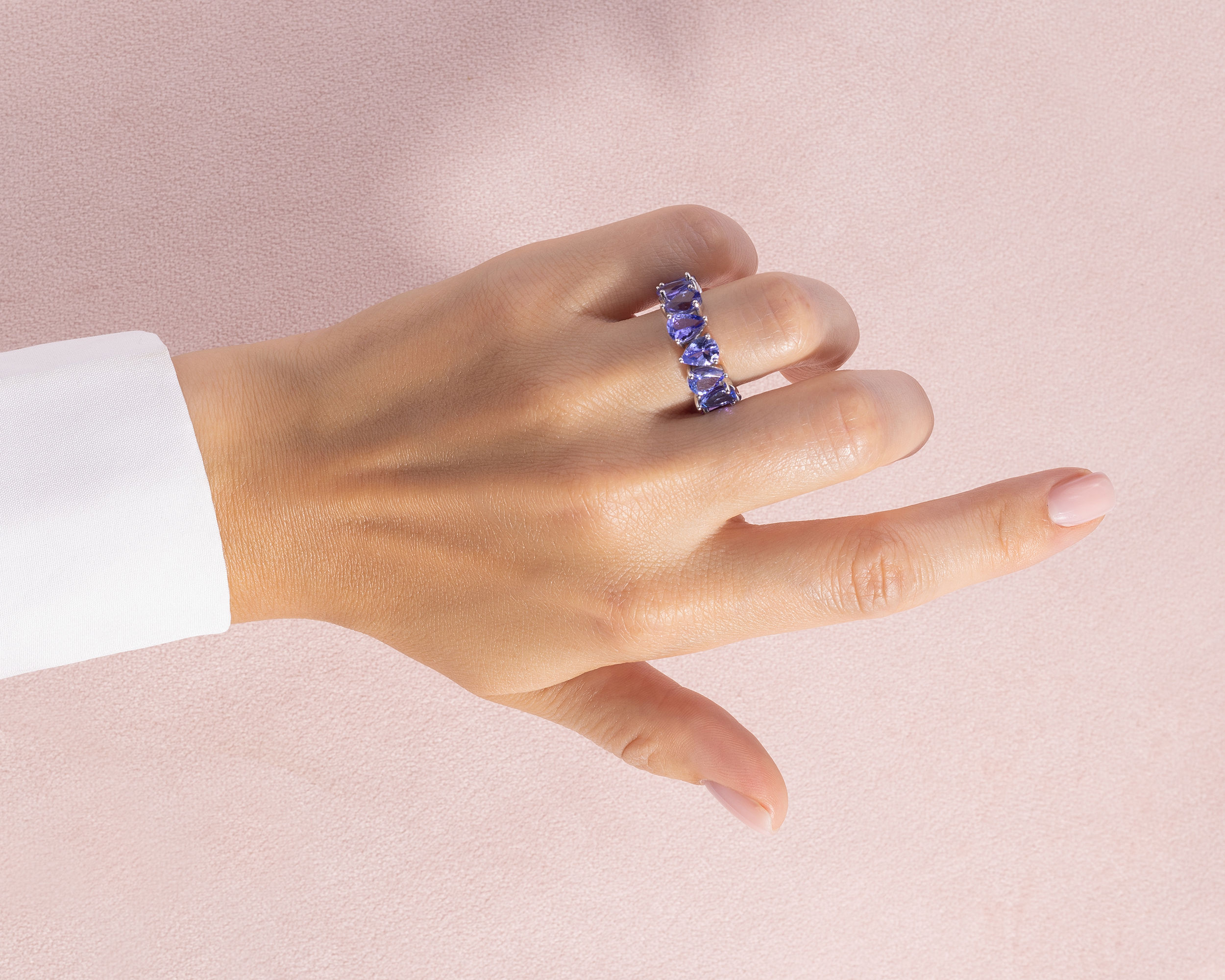 45617-ring-fine-rings-white-gold-blue-tanzanite-pear-transparent-45617-3.jpg
